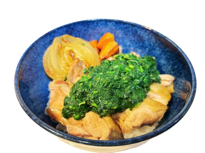 モロチキ丼